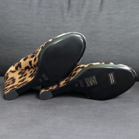 Gucci Pony Hair Leopard Print Closed Toe Wedges - Picture 6 of 7
